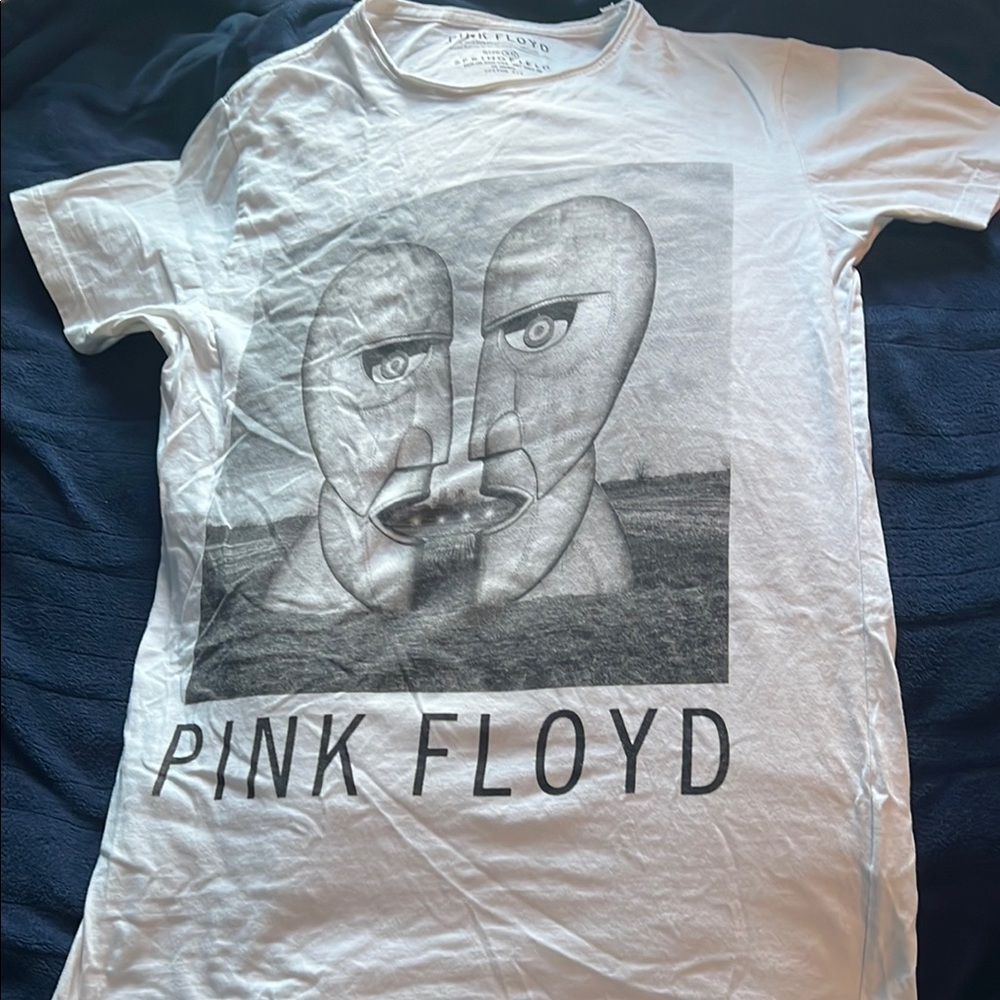 Pink Floyd Graphic T-Shirt